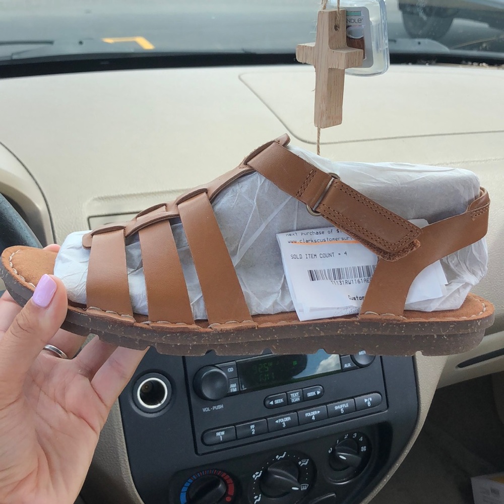 Clark’s women’s sandals NWT